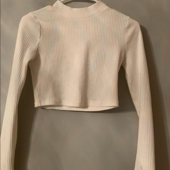 Top - Picture 1 of 2